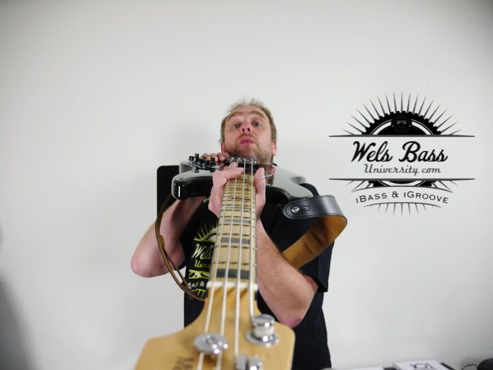 Eric Wels BassUniversity (basgitaar school)